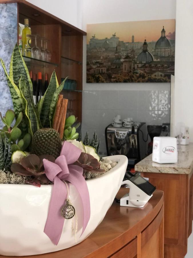 Hotel Domus Cerreto dʼEsi Extérieur photo