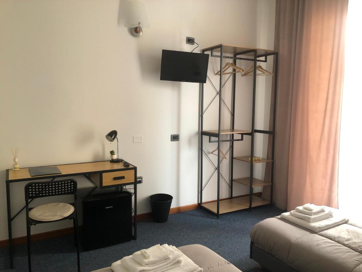 Hotel Domus Cerreto dʼEsi Extérieur photo