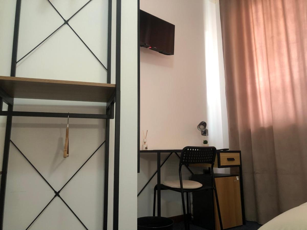 Hotel Domus Cerreto dʼEsi Extérieur photo